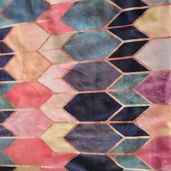 Plus size tank top - Picture 2 of 3